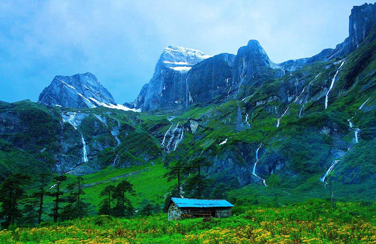 everest base camp trek acclimatization and safety